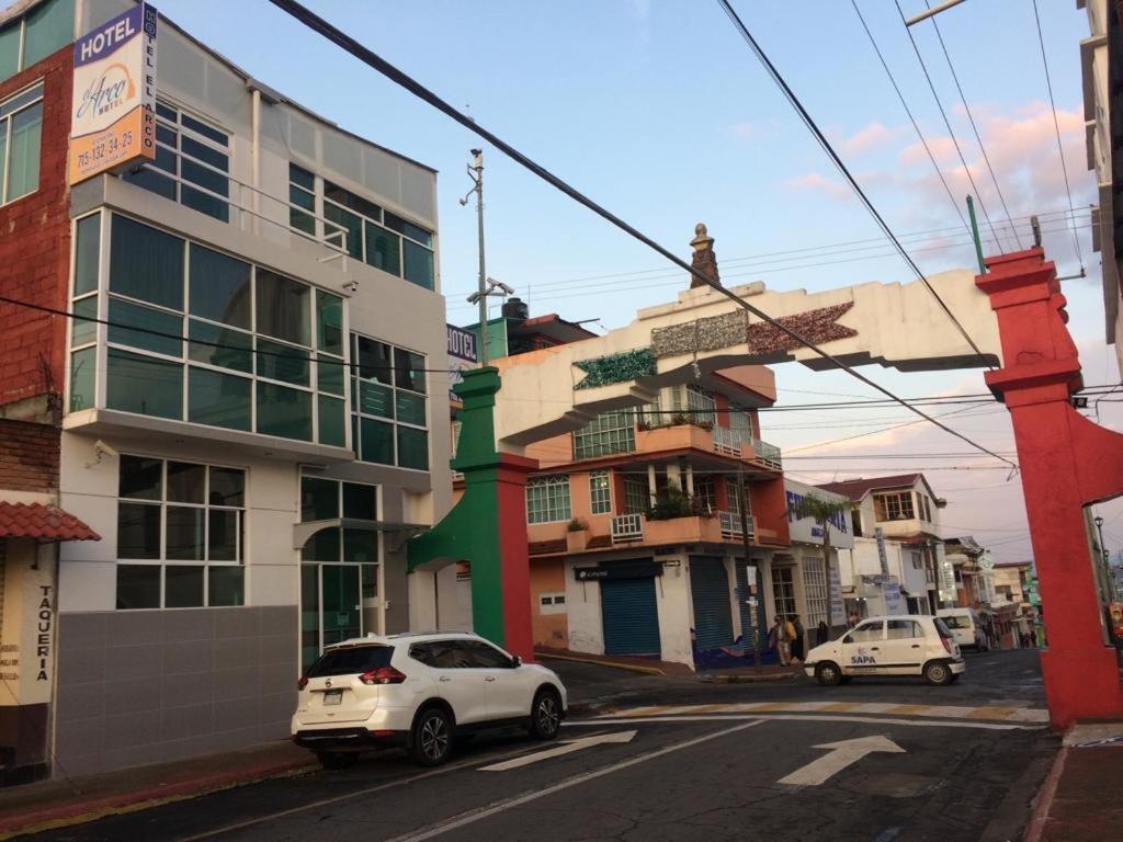 Hotel El Arco Zitacuaro Exterior photo